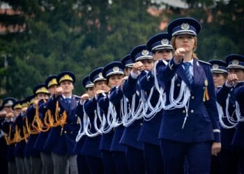 Ministrul Cătălin Predoiu: ”Până când dumneavoastră veţi absolvi Academia, structurile MAI vor trece prin schimbări structurale!” 