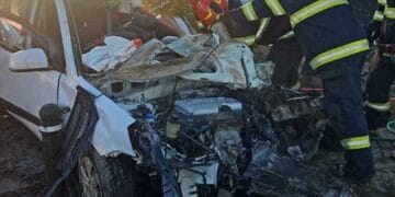 Accident mortal! Un bărbat și-a pierdut viața după ce maşina sa a intrat într-un tractor!