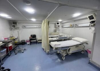 O asistentă acuză un medic de abuz! Aceasta spune că a fost insultată și agresată în timpul programului de lucru!