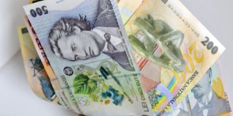 Rețea periculoasă. Bani falși plasați prin magazine ca să ajungă ca rest la cei care fac cumpărături