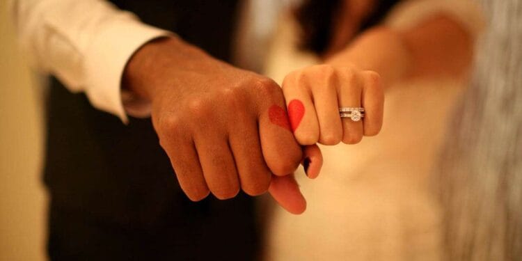 Diana Buzoianu: „Legea privind căsătoriile forțate nu vizează minoritățile, ci protejarea fetelor și femeilor”