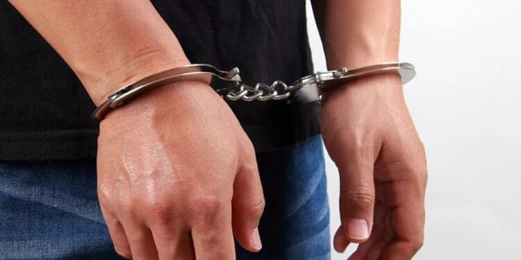Români condamnați pentru violuri și exploatare sexuală. Liderul grupării, 24 de ani de închisoare!