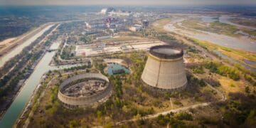 Povestea câinilor albaștri! Imagini uluitoare din zona de excludere: „Nu știm ce se întâmplă”