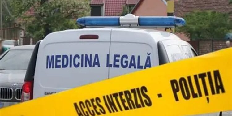 Crimă cumplită! Și-a ucis mama după un scandal legat de bani, apoi a sunat la 112 să anunțe că femeia nu se simte bine!