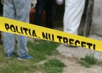 Scene de groază! Un bărbat bătut cu bestialitate și incendiat. Doi suspecți, reținuți de procurori!