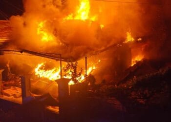 Panică într-o localitate din România! O explozie a zguduit o gospodărie – două victime