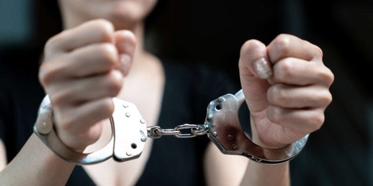 A obținut un credit de 45.000 de lei falsificând semnătura unui girant!