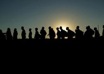 Sute de români sunt deportați din Statele Unite! Sunt oameni care au comis infracțiuni pe teritoriul SUA!