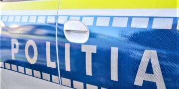 Prinse la furat, trei femei au făcut scandal! Hoațele au trecut și la bătaie, sperând că, așa, vor putea să scape!