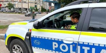 Adolescent de 13 ani, bătut în plină stradă! Agresorii, patru tineri, printre care un băiat de 15 ani. Mama victimei a refuzat emiterea unui ordin de protecție provizoriu