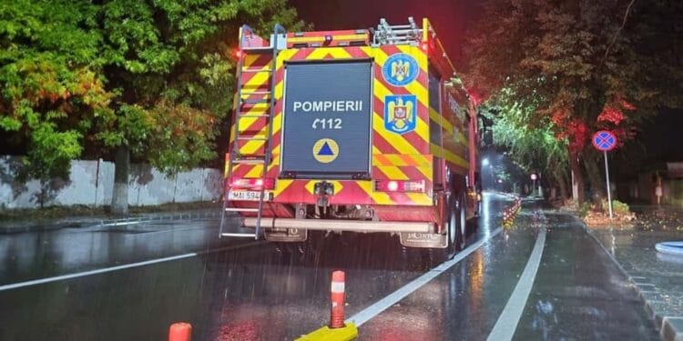 Haos în București! Codul Roșu a provocat peste 30 de intervenții ale pompierilor – urmează ore critice