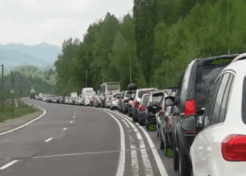 Trafic intens pe DN 1! Poliția recomandă o rută alternativă. Iată pe unde este cel mai bine să circulați!