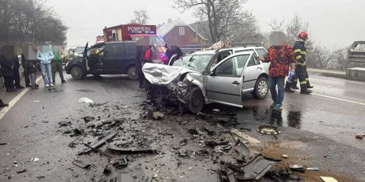 Șapte persoane, inclusiv trei copii, rănite într-un accident rutier!