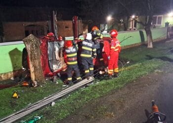 Tragedie pe șosea! O femeie a murit și o persoană a fost rănită în urma unui accident violent!