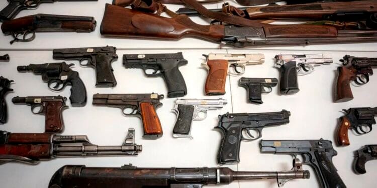 Autocamion plin cu componente de armament! DIICOT a deschis dosar pentru contrabandă calificată și grup infracțional organizat