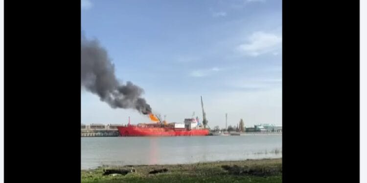 VIDEO. Prima localitate din România evacuată din cauza RĂZBOIULUI. Roiuri de drone la graniță, atac devastator al RUSIEI