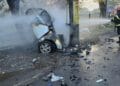 Tragedie! Un bărbat și-a pierdut viața după ce mașina în care se afla s-a izbit de un stâlp și a luat foc