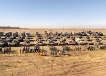 Exercițiu NATO! Pod plutitor construit în mai puțin de o oră! MApN a transmis că acțiunea a fost o misiune complexă de traversare!