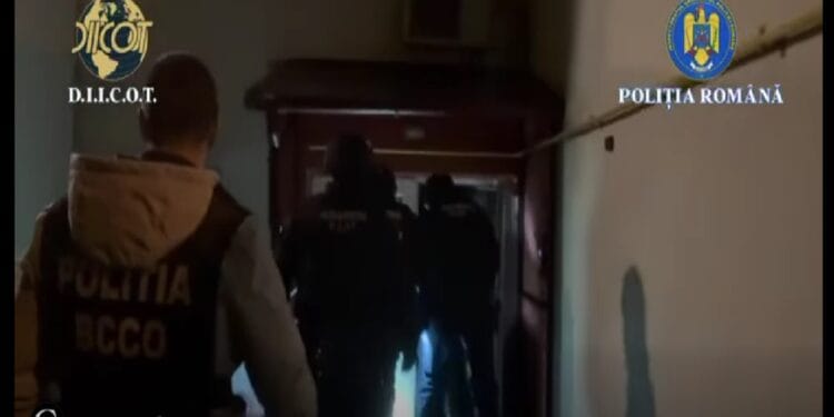 Acuzații cutremurătoare: De la cabinet, la mop: scandal uriaș în oraș care s-a lăsat cu arestarea unui medic