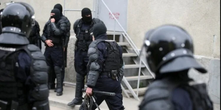 Percheziții DIICOT! Grup infracțional destructurat pentru credite și leasing falsificate