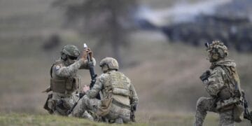 Peste 5.000 de militari din 10 state aliate participă la un exercițiu NATO de amploare în România