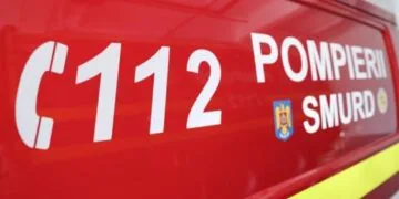 Explozie și incendiu la un bloc! Două apartamente afectate! Nu au fost persoane surprinse de deflagrație!