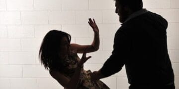 Ministrul Justiției cere verificări în cazul femeii ucise în stradă! Radu Marinescu: „Un caz de o atrocitate care nu poate decât să oripileze”