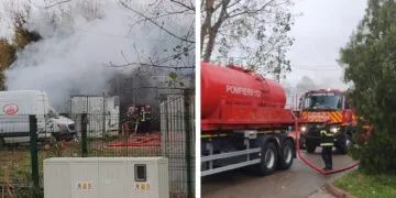 Incendiu la o hală. Pompierii încearcă să împiedice propagarea focului spre un depozit cu 50 de tone de azotat de amoniu