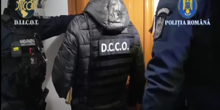 ALERTĂ MAXIMĂ. Flagel online. Imagini cu minori, distribuite pe internet! Cine răspunde pentru asta?