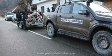 Frați arestați pentru că au trecut ilegal frontiera câțiva cetățeni ucraineni. Percepeau sume importante de bani!