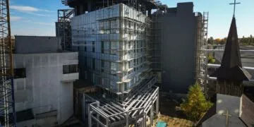 Primul Centru pentru Arși Gravi din România, gata până la finalul anului! Ministrul Rogobete a vizitat șantierul!