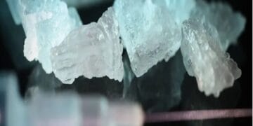 PREȚUL Morții. Cristal și 2 MMC, vândute ca produse banale cu tariful între 100 – 700 de lei