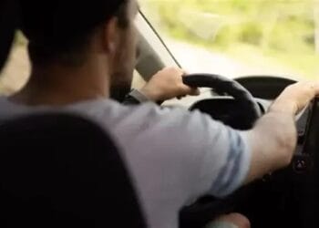 Un tânăr a avut permis de conducere doar două ore! O greșeala flagrantă l-a lăsat pieton!