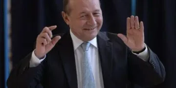 Traian Băsescu: „Congresul PSD-ului a fost atât de greţos. N-aveau nevoie de 3.000 de oameni” care să vină din toate colțurile țării…