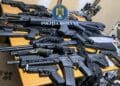 Percheziții! 32 de arme airsoft, ridicate de polițiști sub suspiciunea modificării pentru muniție letală!