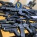 Percheziții! 32 de arme airsoft, ridicate de polițiști sub suspiciunea modificării pentru muniție letală!