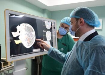 Premieră absolută în România! Primul RMN mobil a fost pus în funcțiune! Investiție de peste 1 milion de euro!