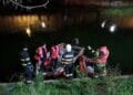 Bărbat scos din râu după două ore de căutări! Găsit inconștient și transportat de urgență la spital!