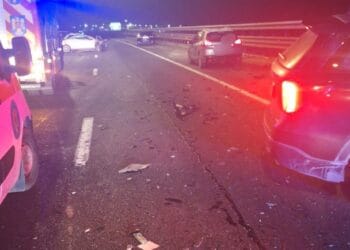 Carambol pe Autostradă! Cinci persoane au ajuns la spital după un accident cu patru mașini!