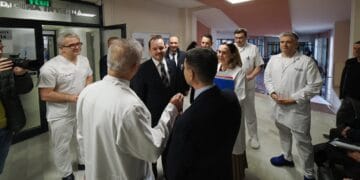 Un spital inaugurează chirurgia robotică! Intervenții mai precise și sigure pentru pacienți!