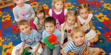 Guvernul deblochează peste 300 de posturi în creșe! Ministrul Educației vorbește despre faza de dezvoltare a educației timpurii