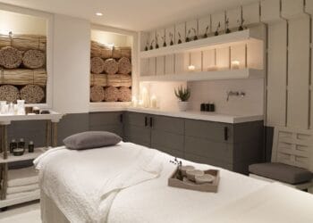 Alertă! Circa 2.000 de clienți ai unui salon SPA, informați să se prezinte la medic, după confirmarea a două angajate cu lepră