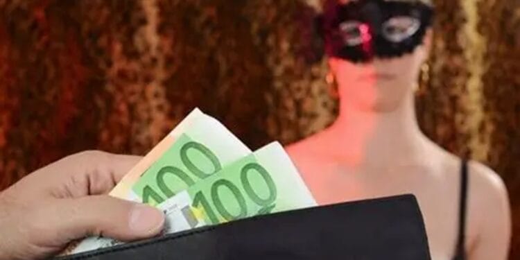 Reținut pentru trafic de minori și proxenetism! Tânăr de 27 de ani, acuzat că și-a exploatat iubita dintr-un centru de plasament