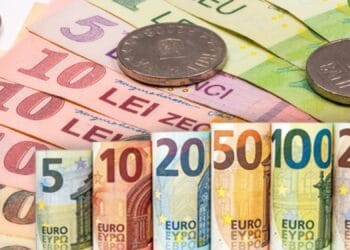 Salariile, înghețate în 2026. Guvernul Bolojan pregătește ordonanțe de urgență, iar salariul minim rămâne blocat