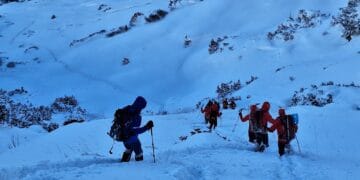 Misiune extremă în Munții Făgăraș: patru turiști salvați după 8 ore de intervenție în viscol, la Refugiul Călțun