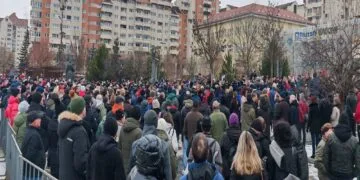 Protest masiv! Peste 2.000 de oameni cer reducerea taxelor și acuză abandonarea categoriilor vulnerabile!
