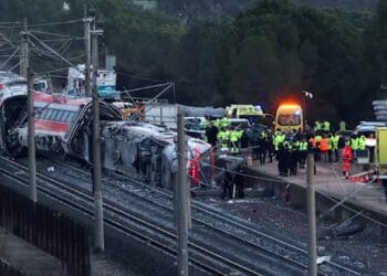 Accident feroviar! Doi români răniți ușor, confirmați de autorități