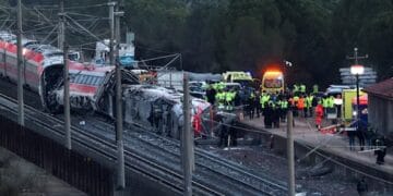 Accident feroviar! Doi români răniți ușor, confirmați de autorități