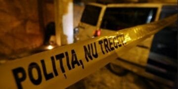 Înjunghiat în parcarea unui bloc, pentru o țigară refuzată. Agresorul, prins după o lună