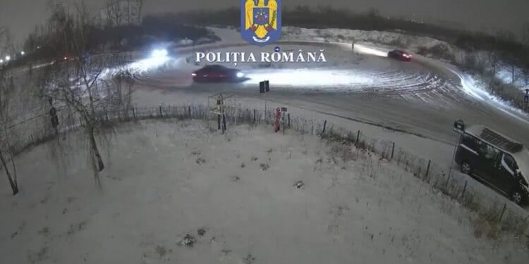 Șofer teribilist prins după ce a făcut drifturi pe zăpadă. A rămas fără permis!